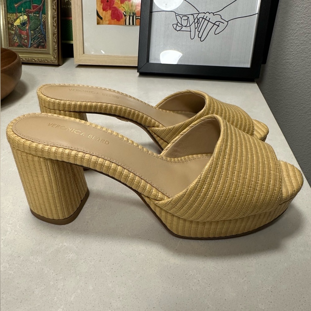 Veronica bears Dali Raffia Slide
